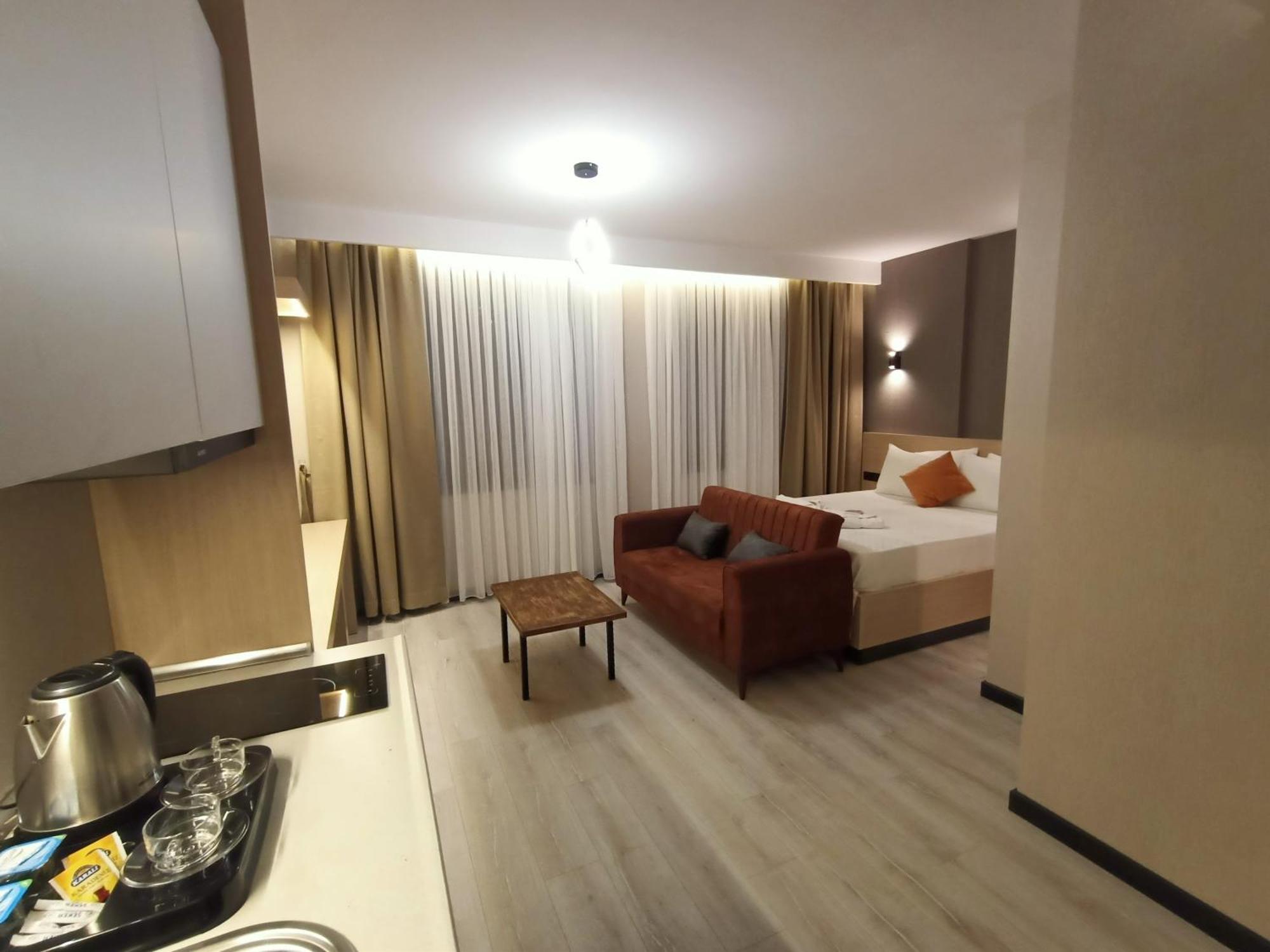 Falcon Palas Otel Isztambul Kültér fotó